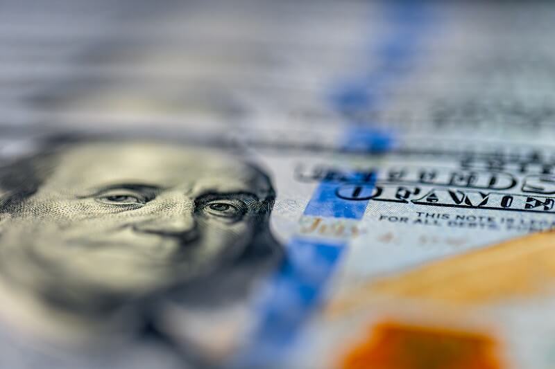 Trade currency with total peace of mind. Our Midtown Toronto office is FINTRAC registered, features bank-grade physical security, and advanced data protection for every transaction.